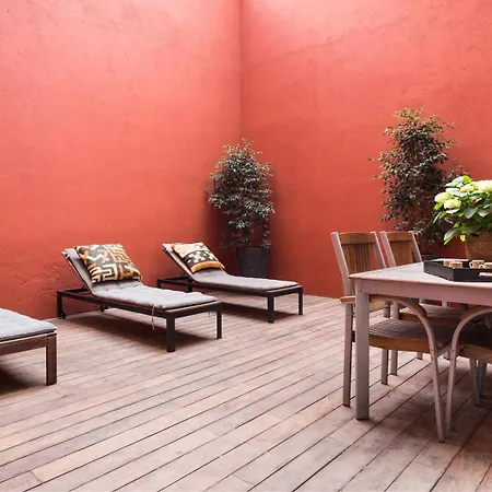 My Space Emirates - Fully Equipped Apartments Near The Beach With Shared Pool Barcelona Exterior foto