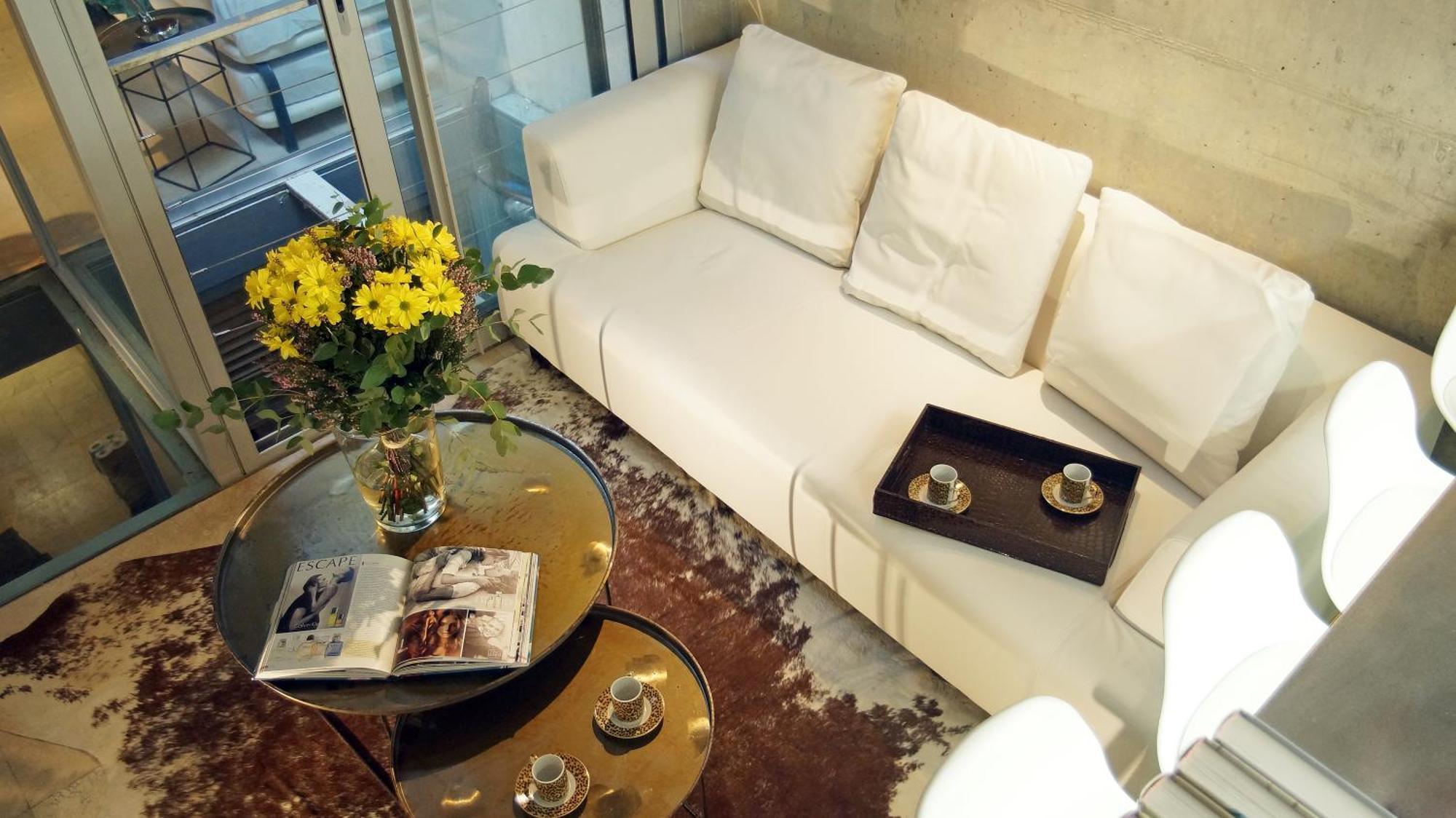 Apartment My Space Emirates - Fully Equipped Near The With Shared Pool Barcelona